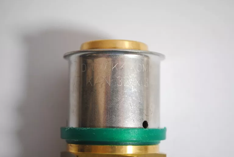 zlaczka-ze-srubunkiem-kan-28-x-rp-1-xpress-kod-producenta-p830016012