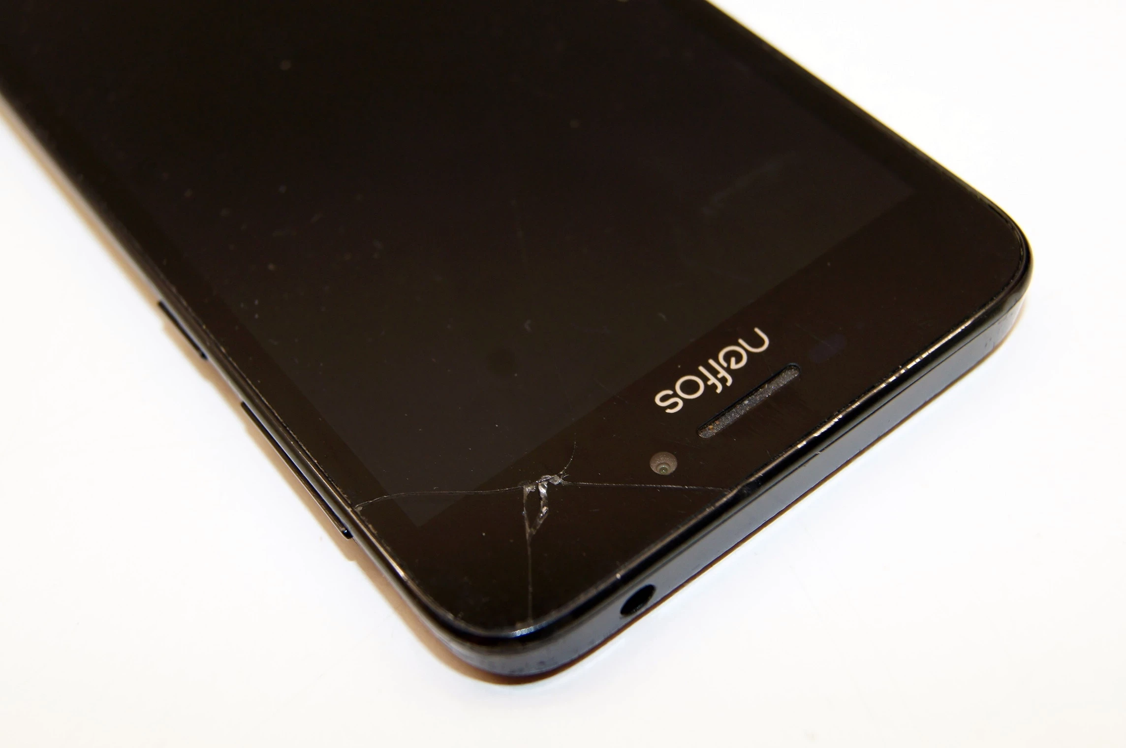 telefon-neffos-tp804a-16gb2gb-pkn-ekran-kod-producenta-tp804a