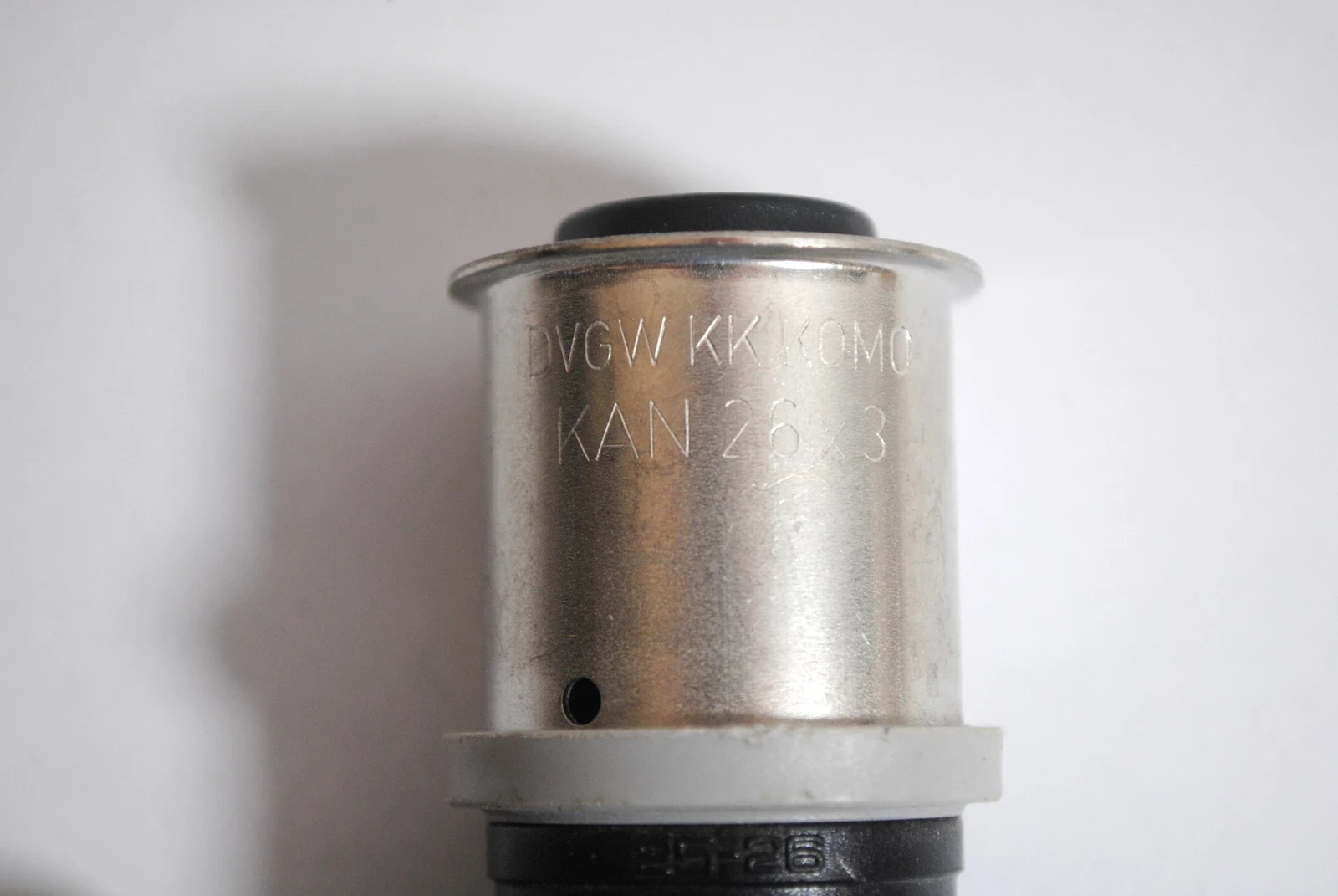 trojnik-z-pierscieniem-zaprasowywanym-32x26x26-rodzaj-26250-7