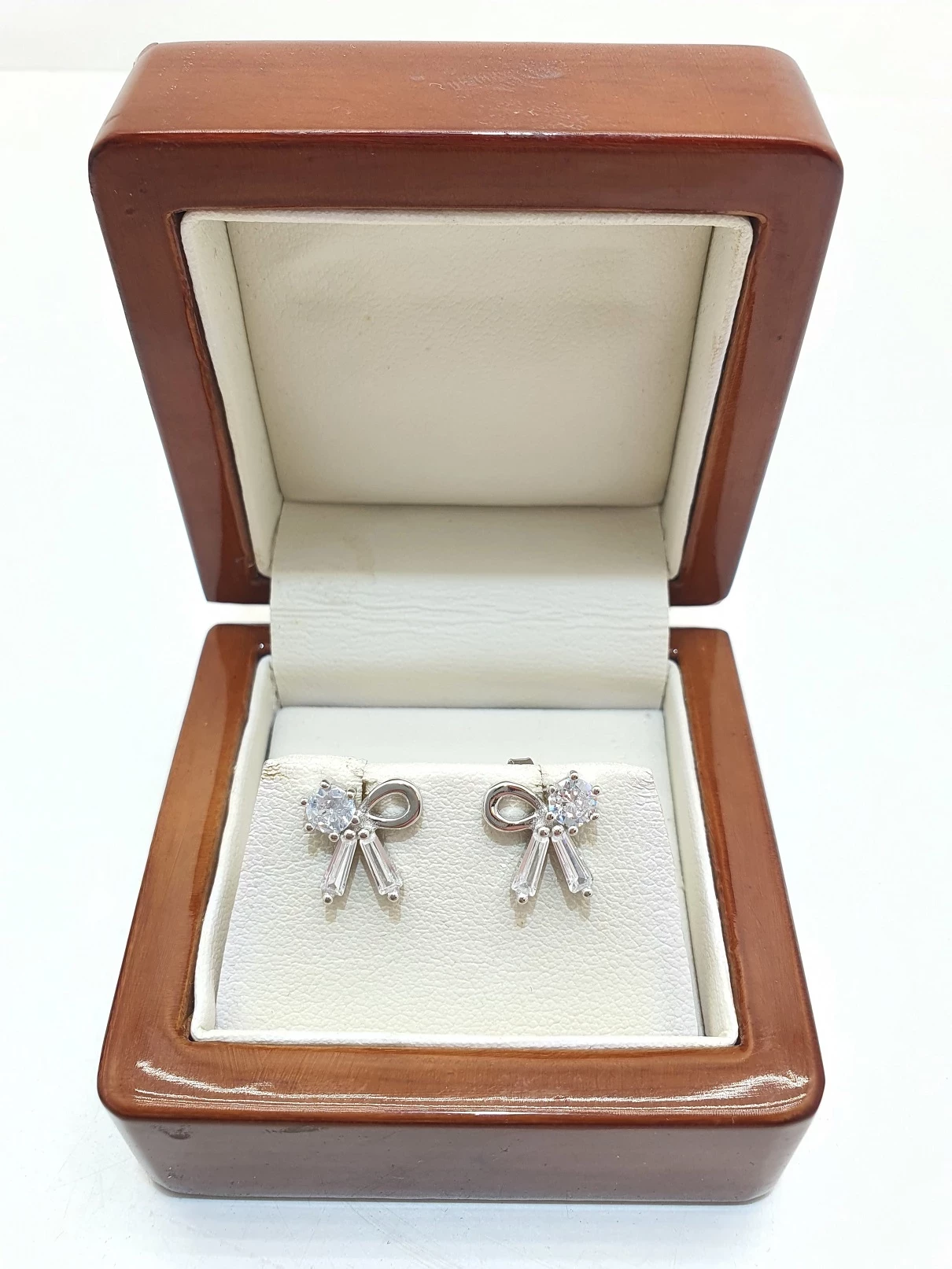 srebrne-kokardkowe-kolczyki-170g-925-jednosci-narodowej-1091b-sj-wroclaw