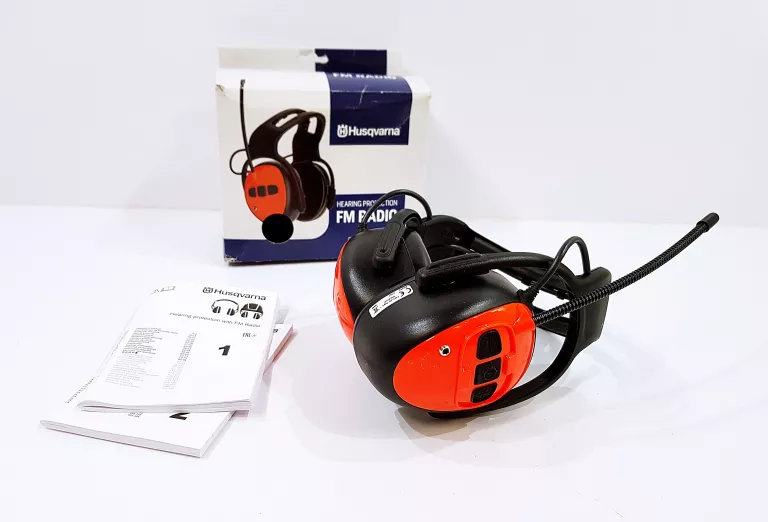OCHRONNIKI SŁUCHU Z RADIEM FM1-20 HUSQVARNA