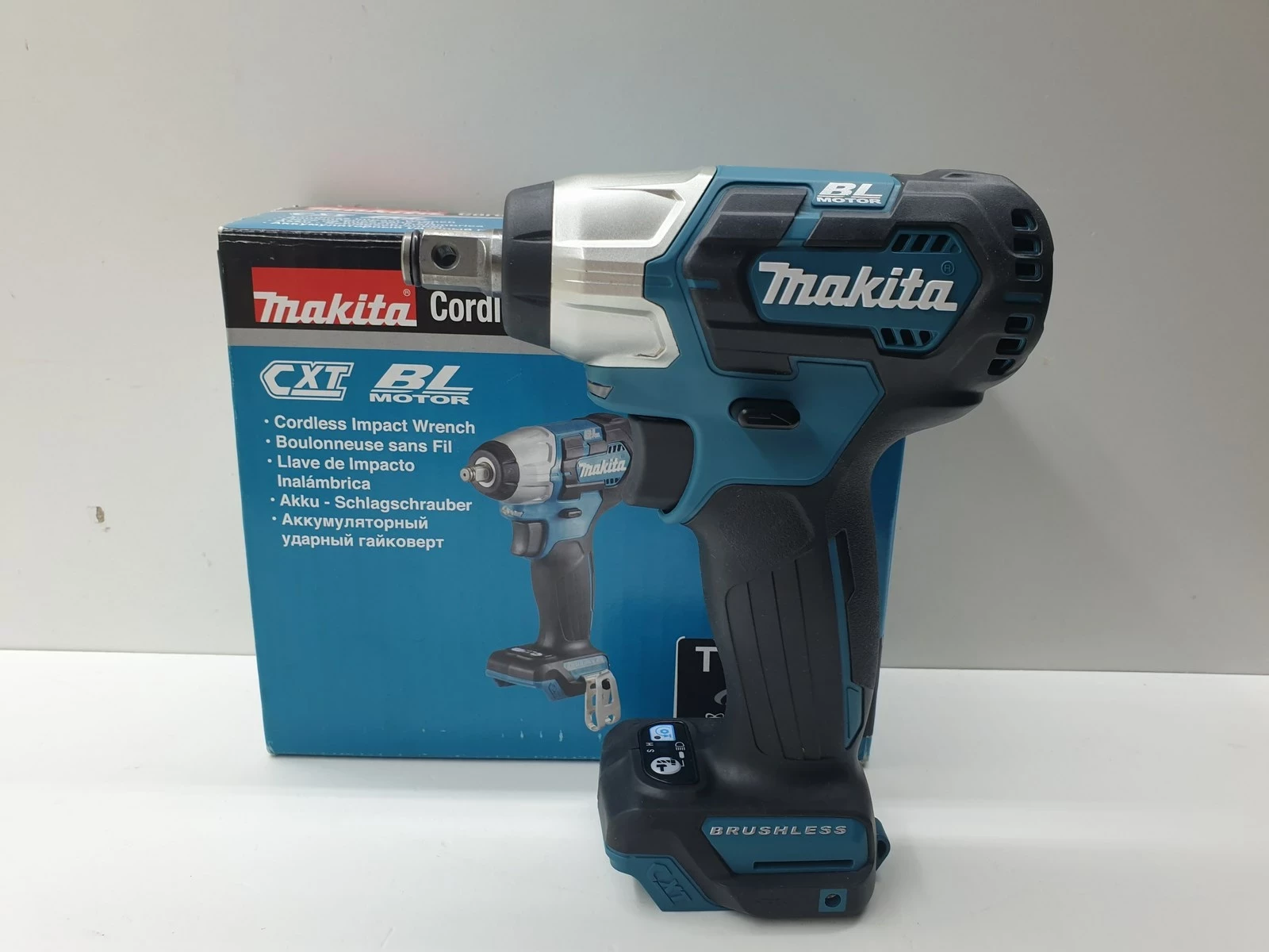 akumulatorowy-klucz-udarowy-makita-tw161dz-pl-wolnosci-12-sj-wloclawek