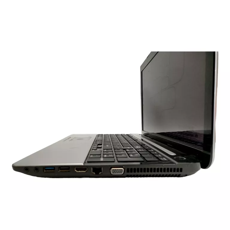LAPTOP TOSHIBA SATELLITE C55-A-1N1 OPIS!