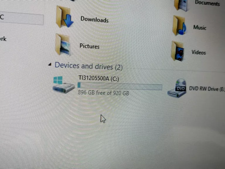 LAPTOP TOSHIBA SATELLITE C55-A-1N1 OPIS!