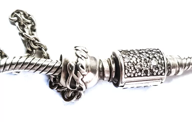 bransoleta-pandora-10-charmsow-rodzaj-2205-2