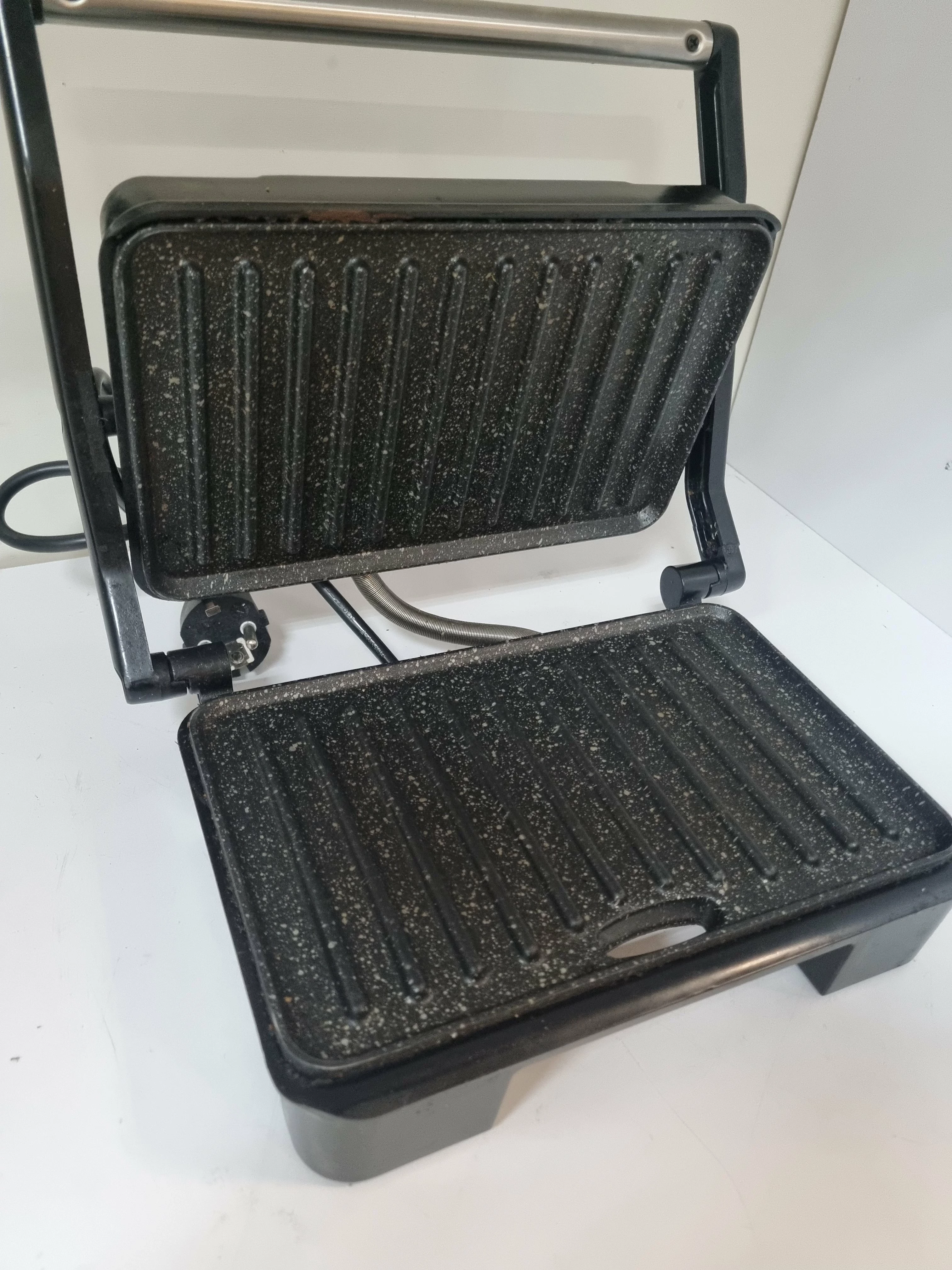 grill-elektryczny-george-wilkinson-rodzaj-grilla-tradycyjny