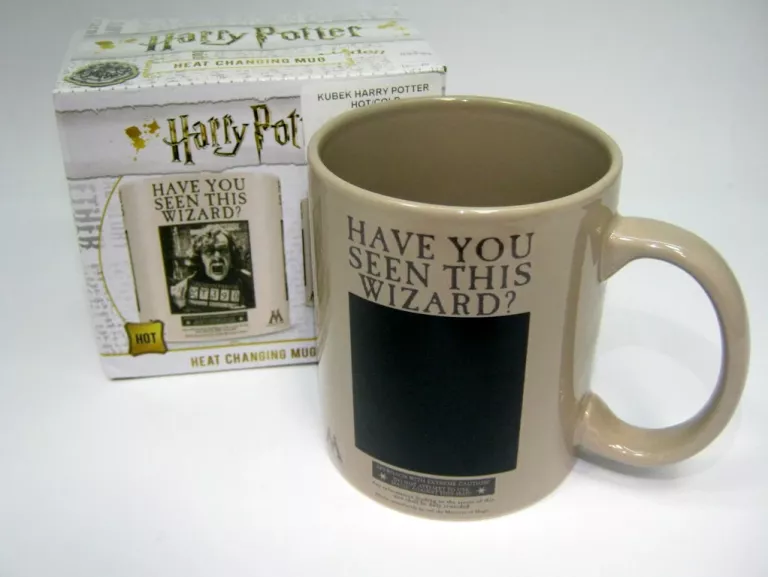 HARRY POTTER WANTED SIRIUS BLACK - MAGICZNY KUBEK