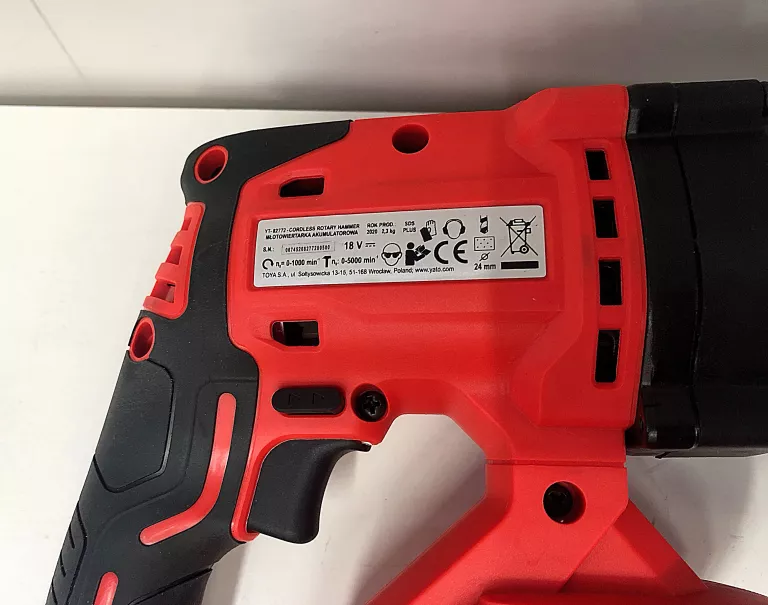 mlotowiertarka-yato-yt-82772-typ-uchwytu-sds-max