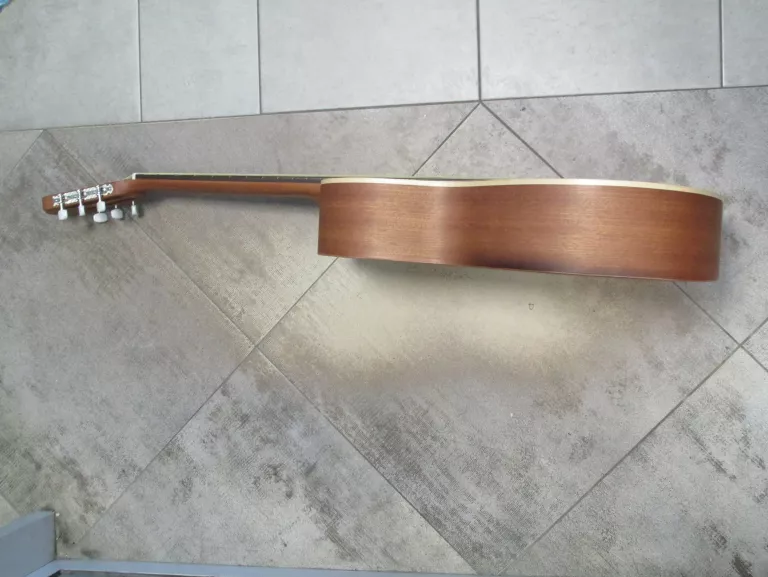 GITARA KLASYCZNA ALMANSA 400 NATURE