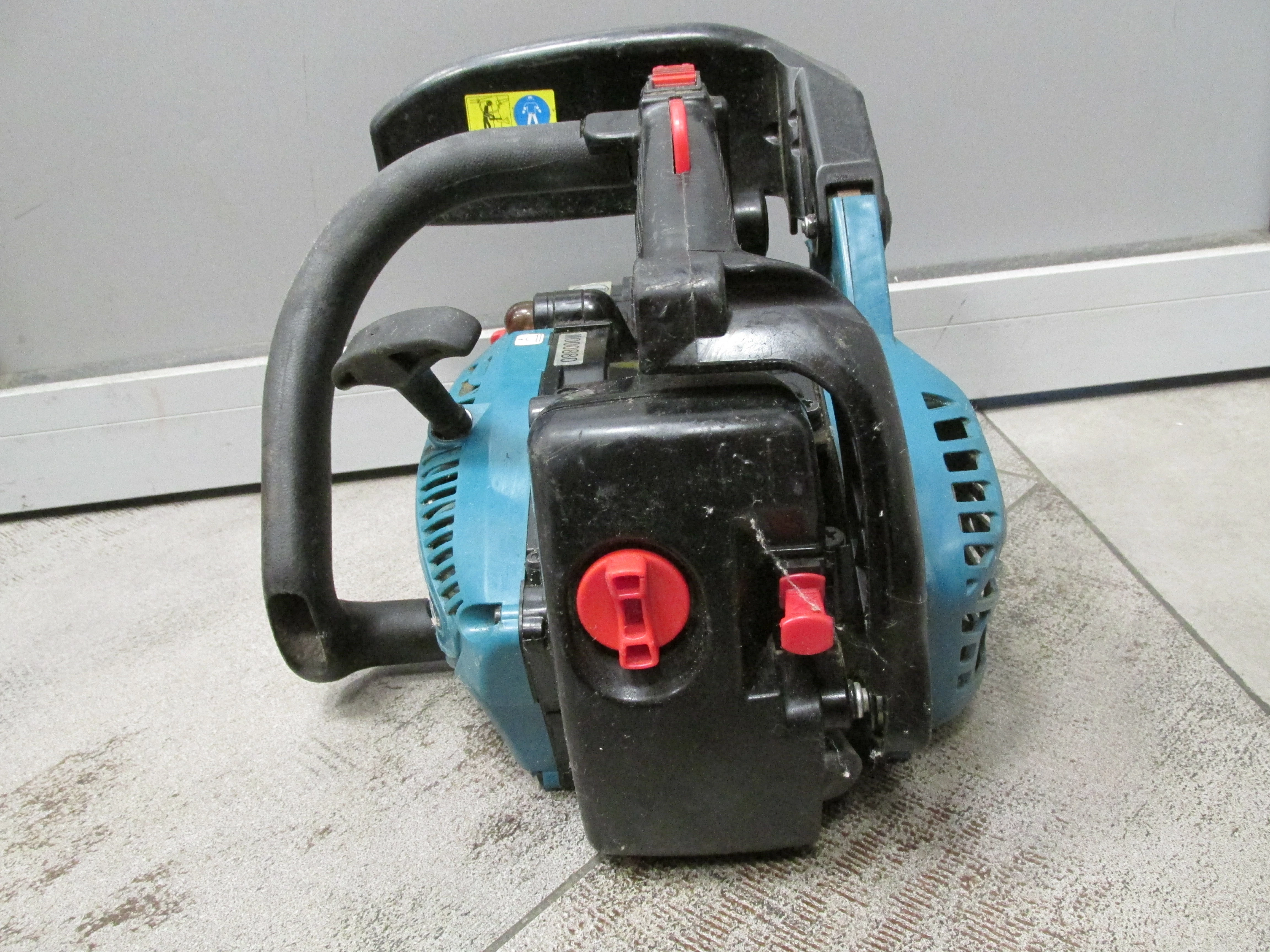 pila-spalinowa-makita-ea3110t-2020-rok-14km-ean-gtin-088381658799