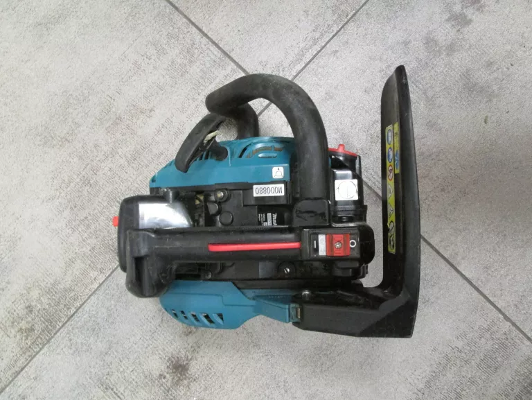 PIŁA SPALINOWA MAKITA EA3110T 2020 ROK 1,4KM