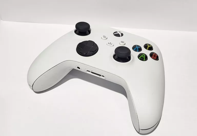 ORYGINLANY PAD DO XBOX ONE- OPIS