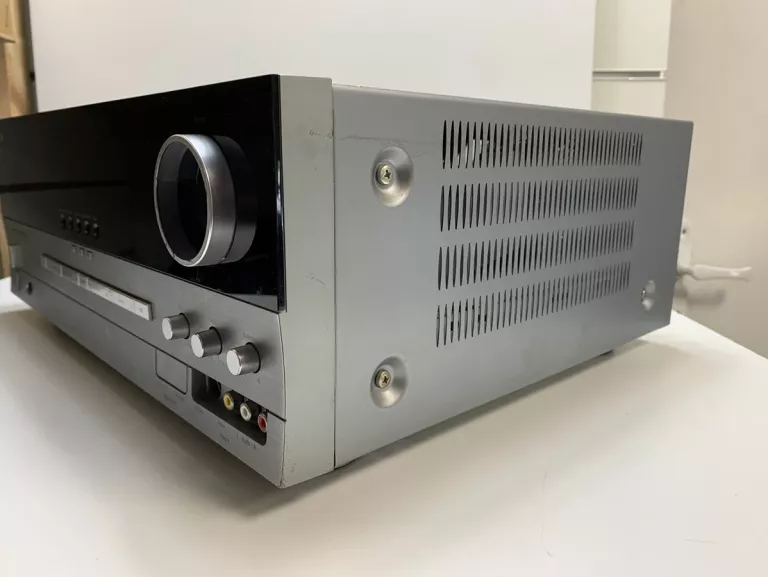 AMPLITUNER HARMAN/KARDON AVR 235