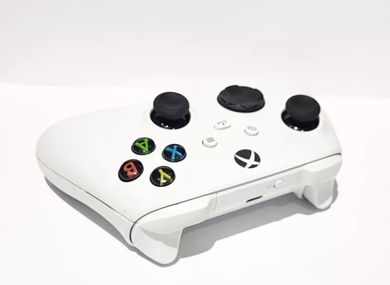 ORYGINLANY PAD DO XBOX ONE- OPIS