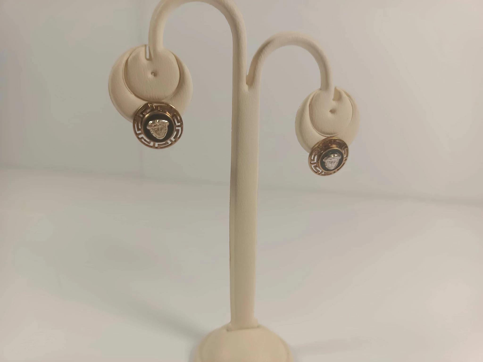 zlote-kolczyki-versace-585-332-rodzaj-wyrob-jubilerski