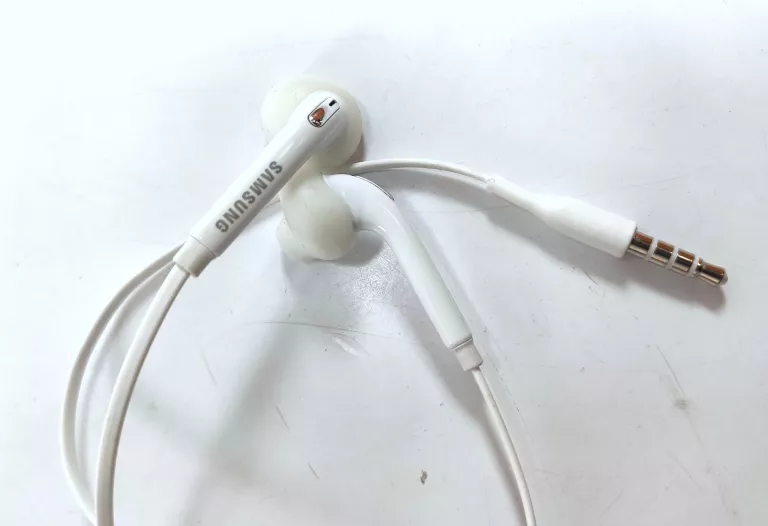 sluchawki-jack-35-mm-przewodowe-28-czerwca-126-poznan-ska-x