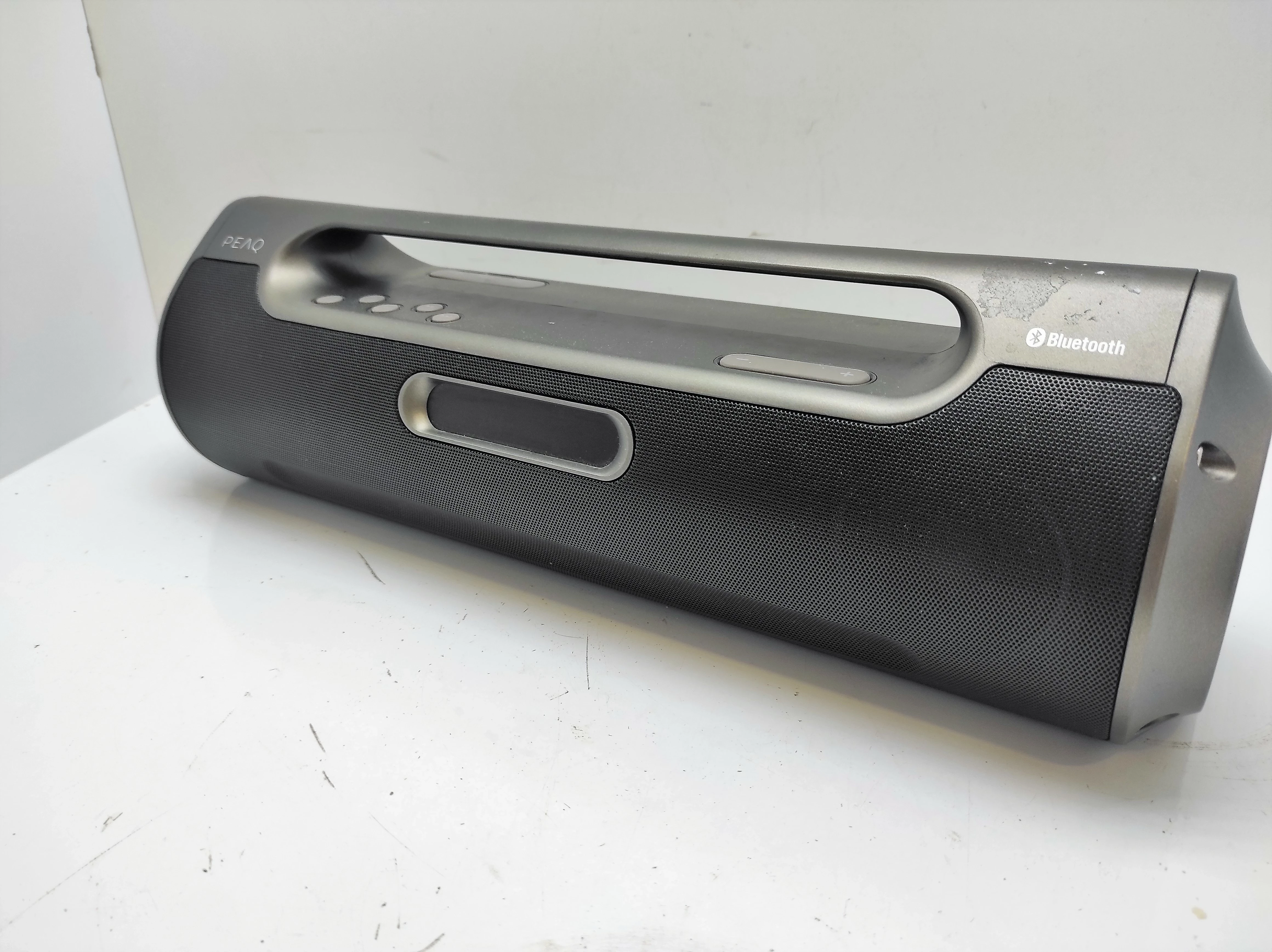 glosnik-peaq-ppb200bt-zasilacz-moc-1