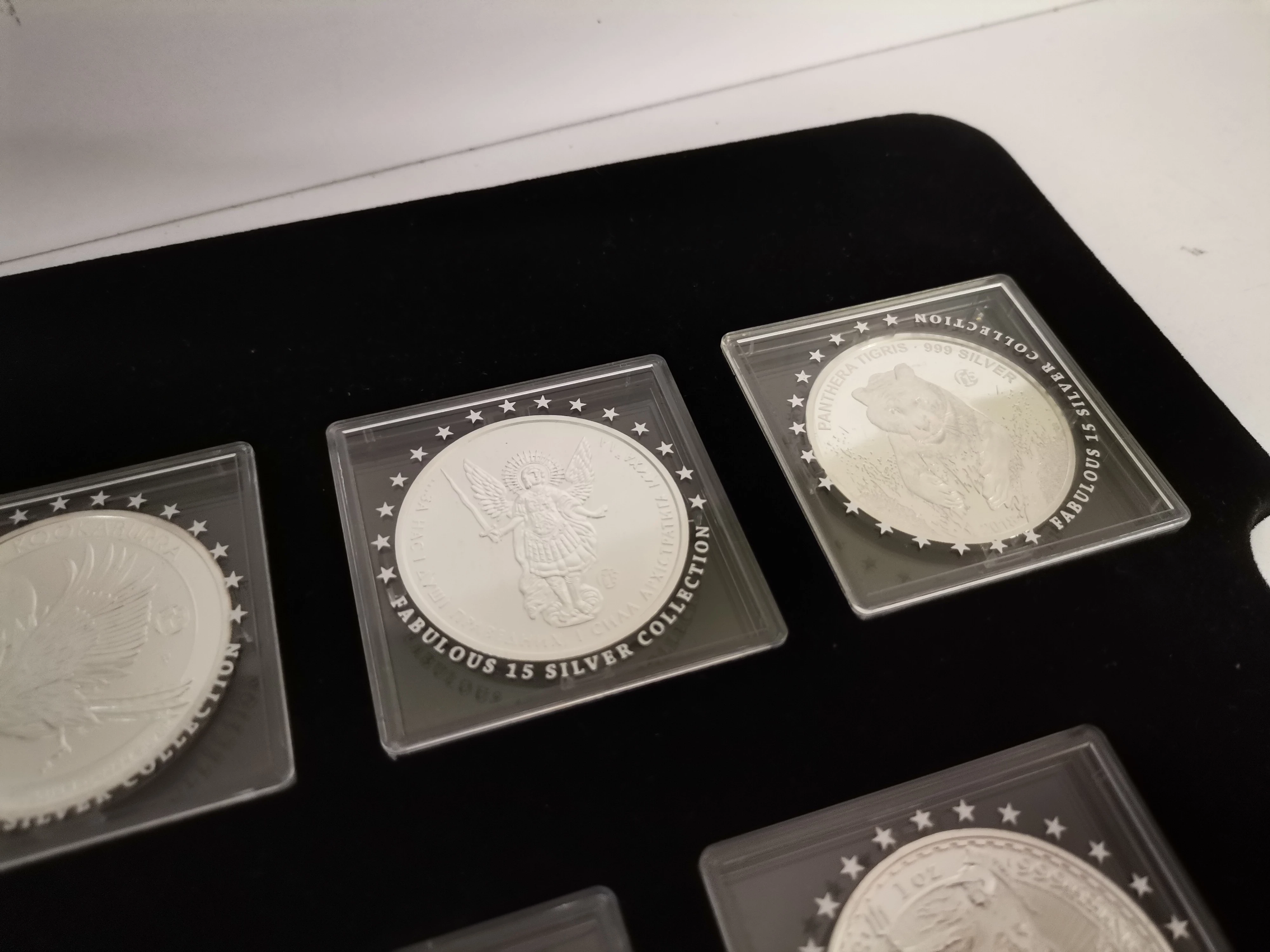 najpiekniejsze-srebrne-monety-swiata-2018-opakowanie-oryginalne