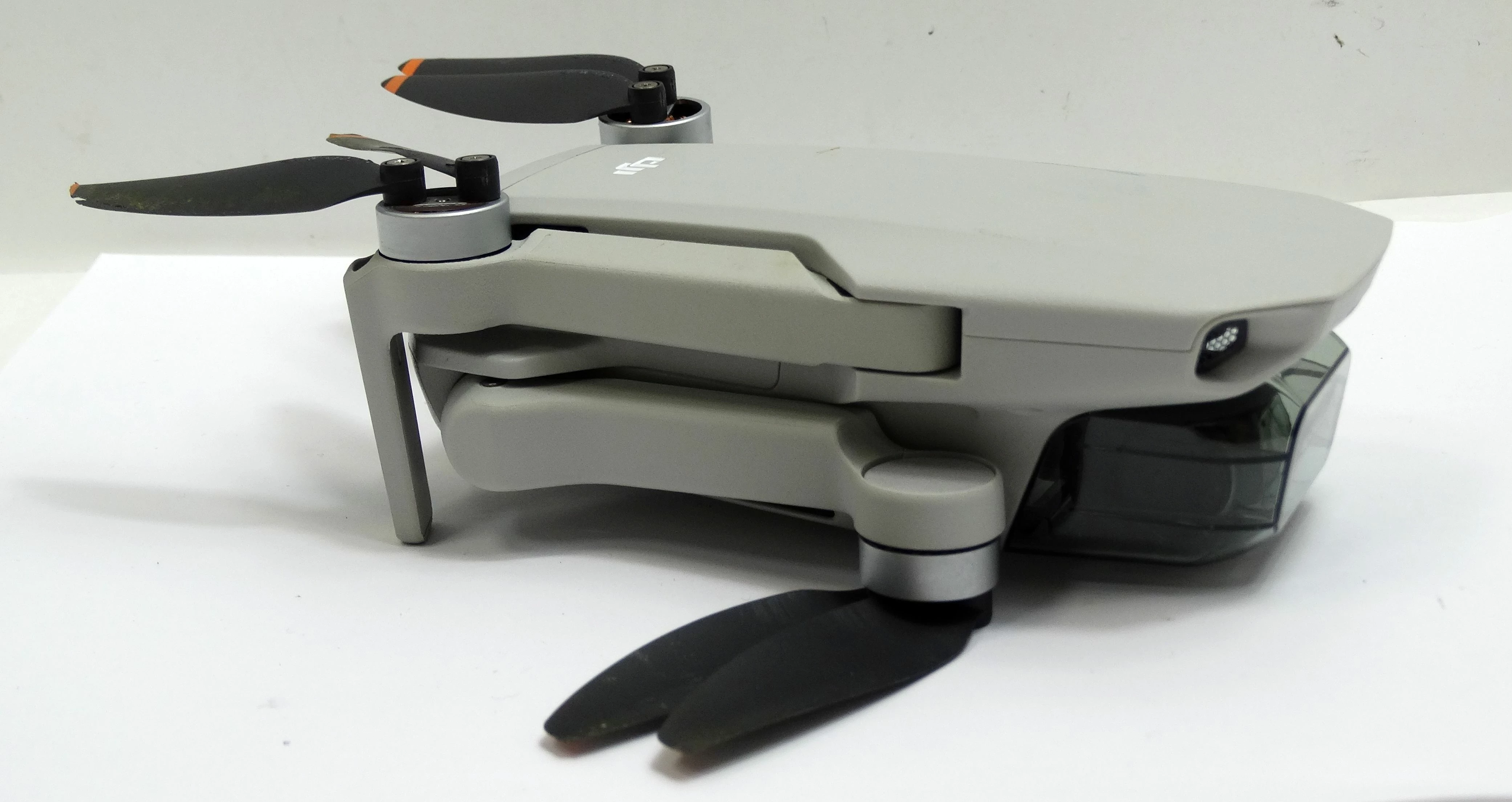 dron-dji-mavic-mini-2-combo-2250-mah-sprawny-product-id-2b14bed7-f5bf-4599-8941-a84d7eab875d