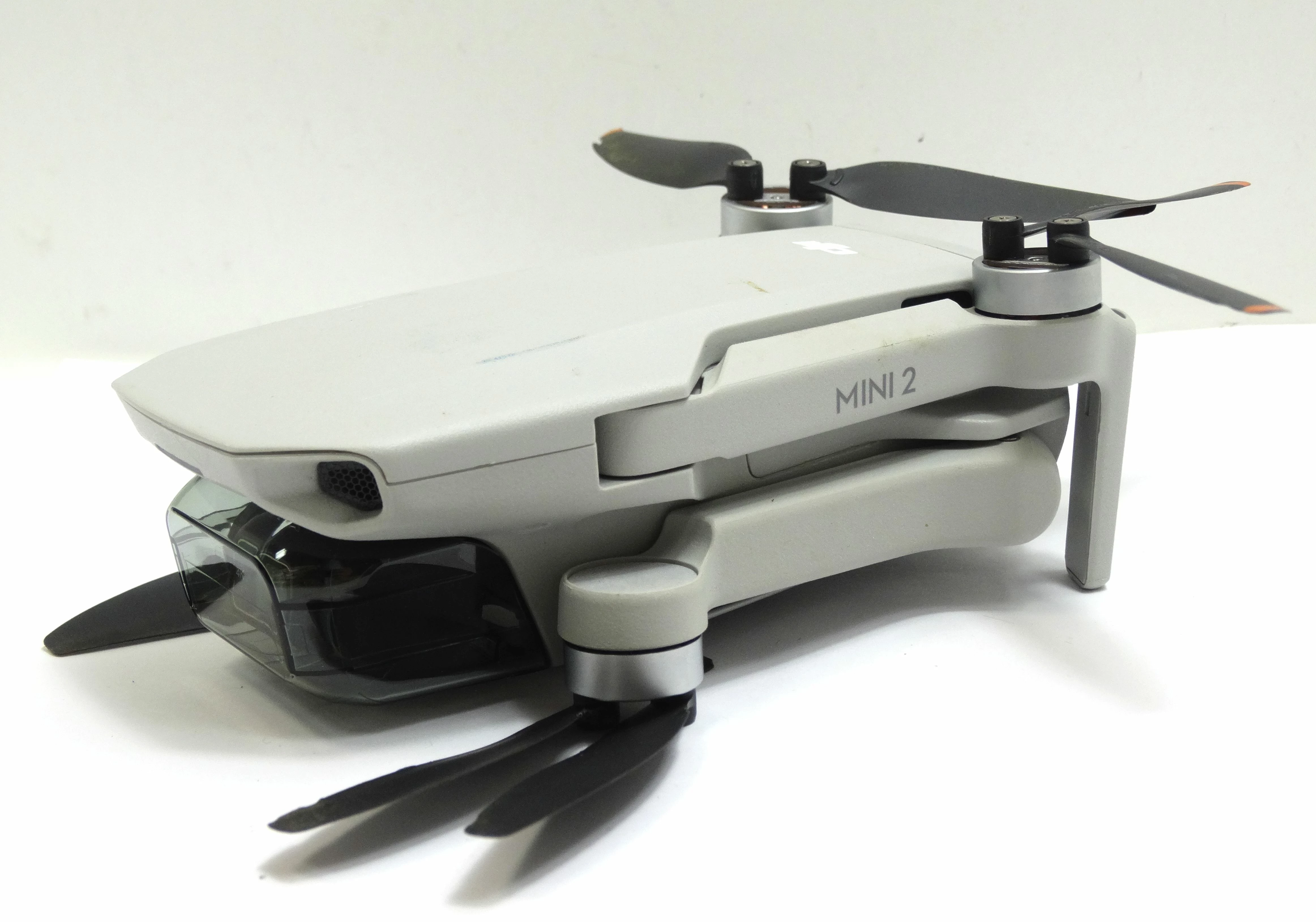 dron-dji-mavic-mini-2-combo-2250-mah-sprawny-marka-dji