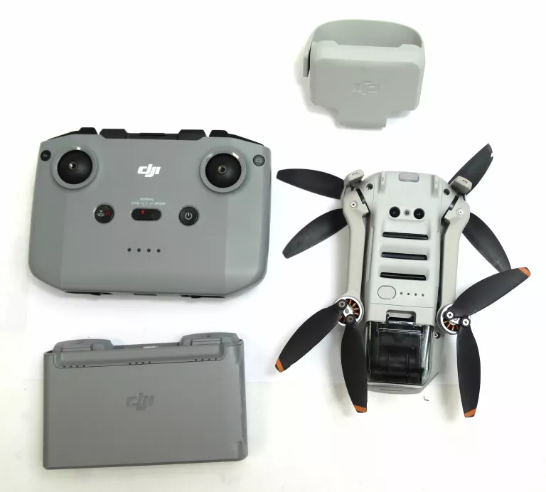 dron-dji-mavic-mini-2-combo-2250-mah-sprawny-model-dji-mavic-mini-2-combo