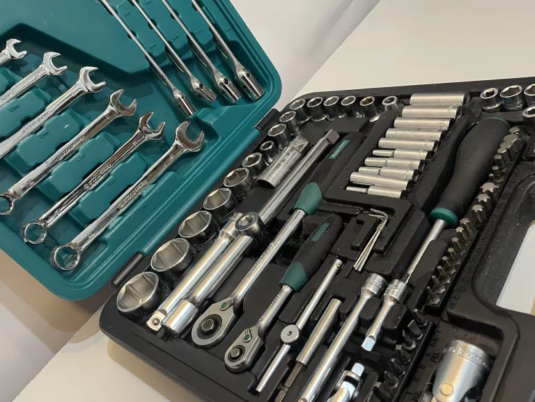 ZESTAW DLA MECHANIKA, 92-CZĘŚCIOWY KAMASA K 25015