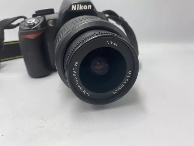APARAT NIKON D3100