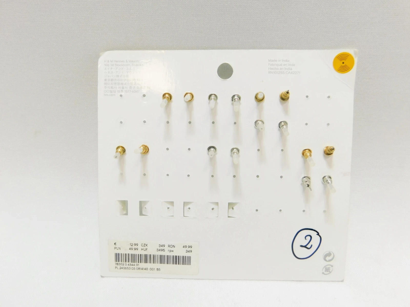 kolczyki-sztyfty-hm-kolor-zloty-i-perlowy-2-material-metal