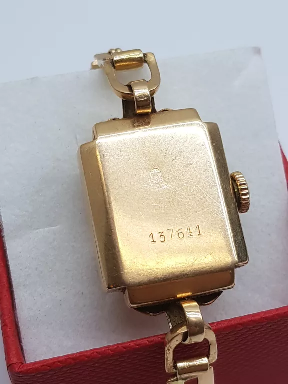 zloty-zegarek-damski-zaria-14k-p585-nakrecany-mechanizm-mechaniczny