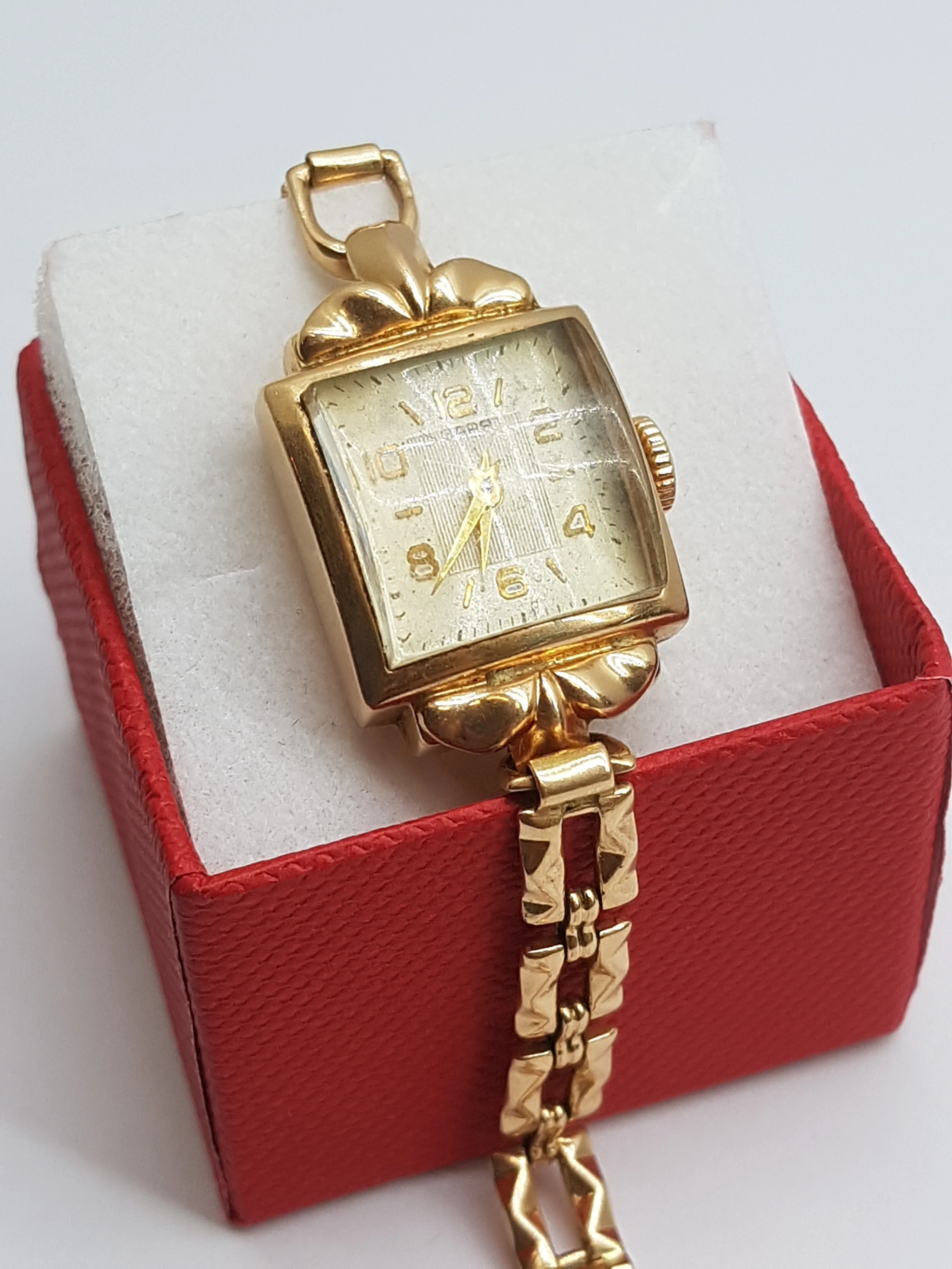 zloty-zegarek-damski-zaria-14k-p585-nakrecany-henryka-poboznego-26e-trzebnica