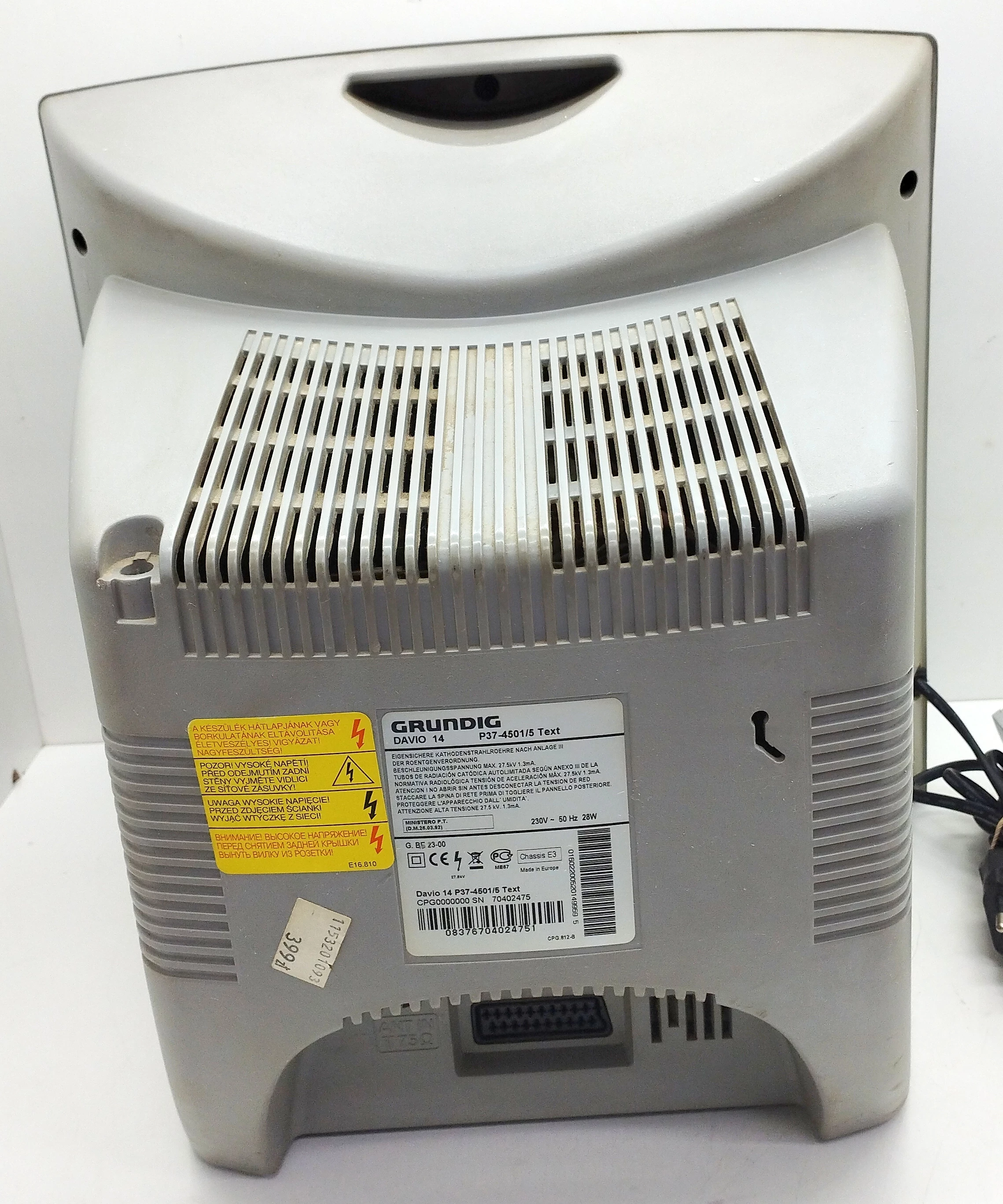 telewizor-grundig-davio-14-pilot-przekatna-ekranu-cale-14