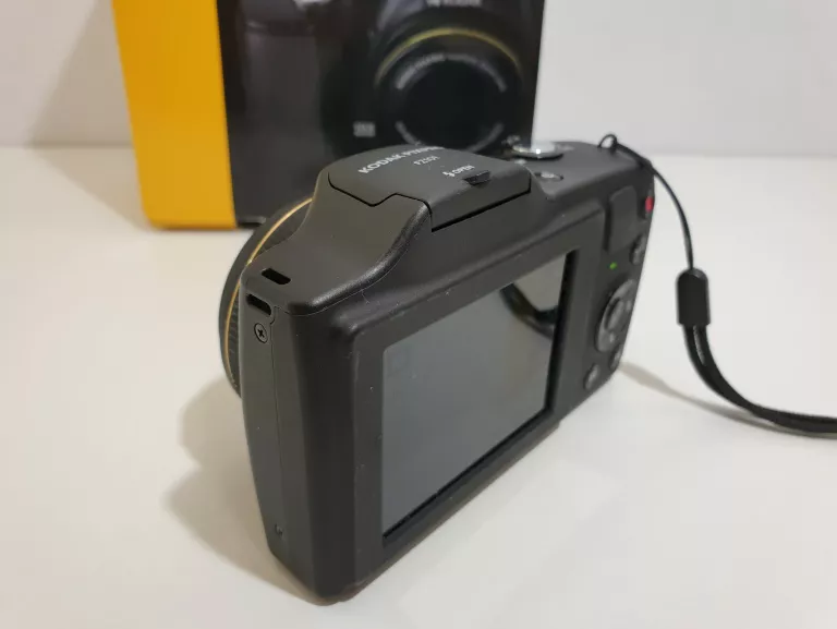 aparat-cyfrowy-kodak-pixpro-fz101-komplet-marka-kodak