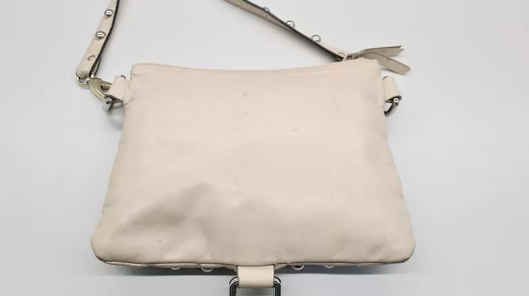 torebka-damska-z-jetami-wloska-ekskluzywna-wielkosc-715-1