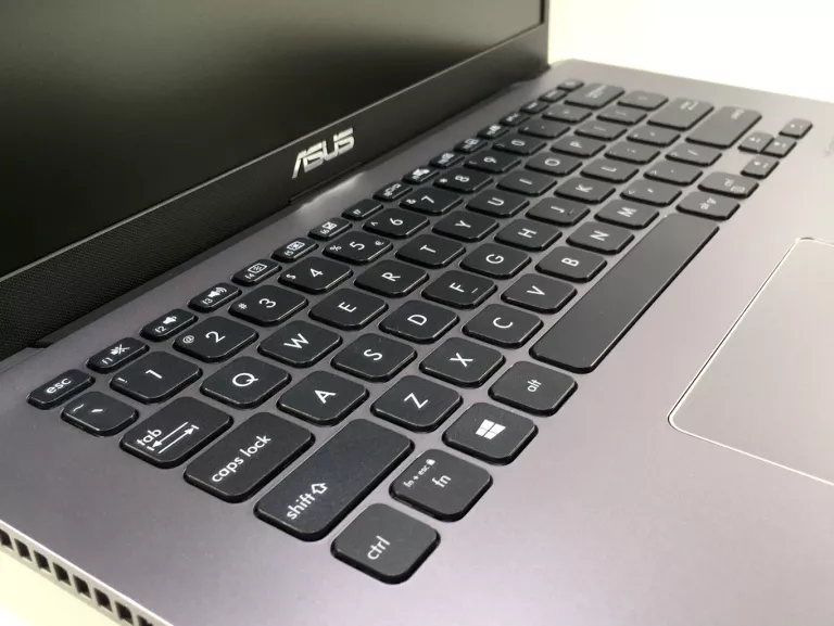 ASUS X409F 14'HD/I3-10110U/DDR4 8GB/SSD 256GB/W10