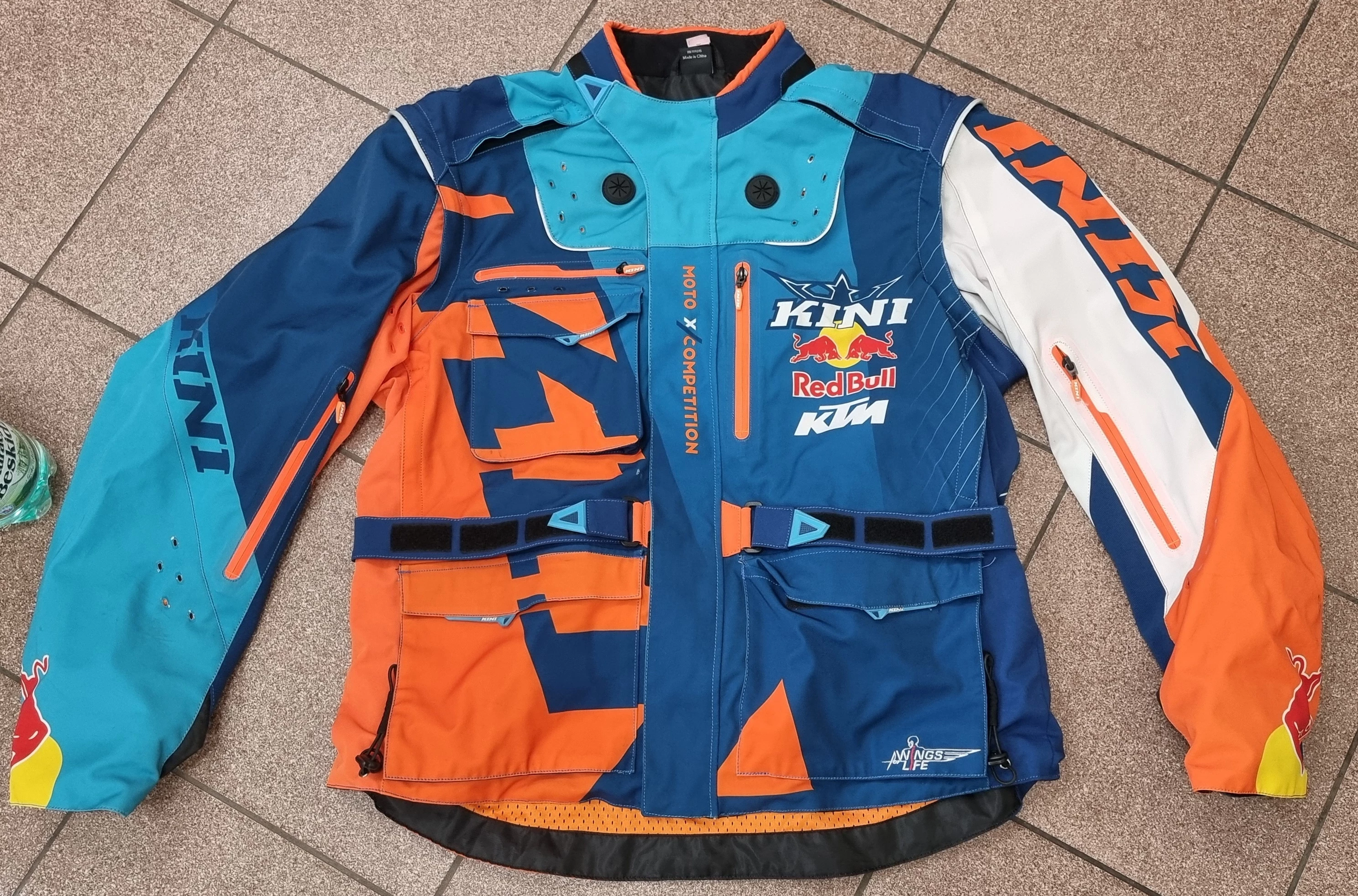 kurtka-motocyklowa-al-pr-kaczynskiego-pawilon-nr-2-bydgoszcz