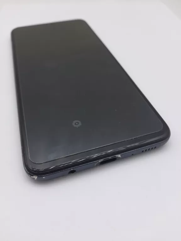 telefon-samsung-galaxy-a70-128gb-komplet-pamiec-ram-6-gb