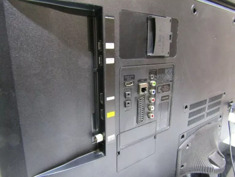 TELEWIZOR SAMSUNG UE39F5300AW+ DEKODER DVBT2