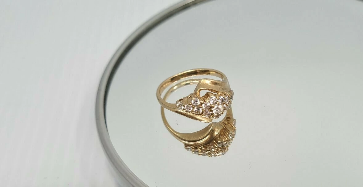 piekny-pierscionek-damski-585-14k-rodzaj-wyrob-jubilerski