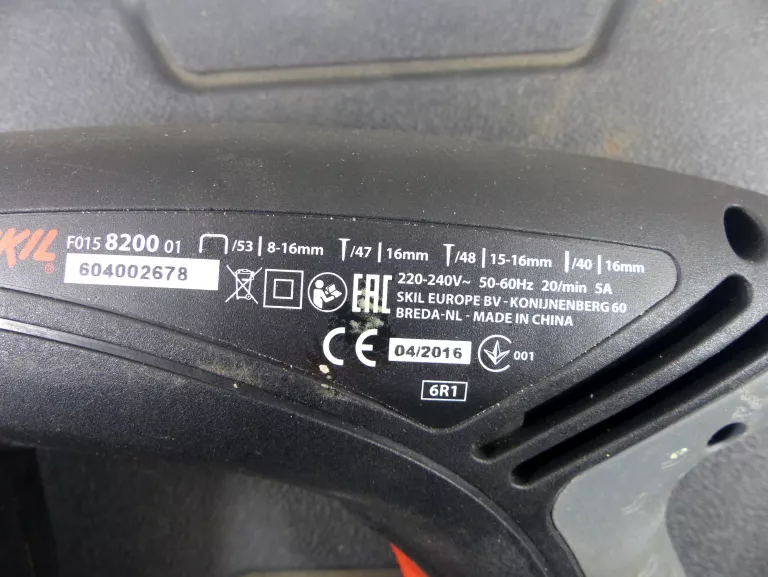 SKIL F015 8200 ZSZYWACZ ELEKTRYCZNY WALIZKA