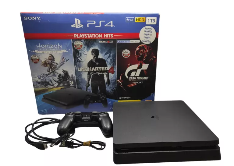 KONSOLA PS4 SLIM 1TB/KOMPLET