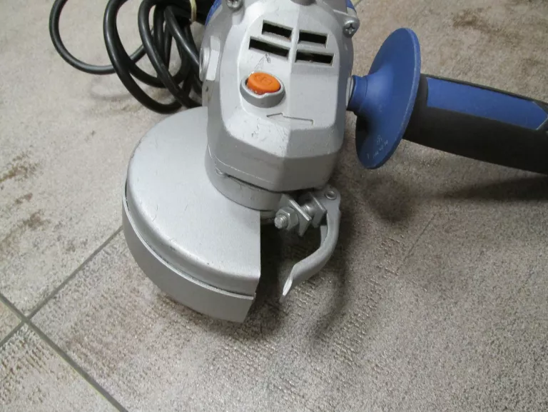 SZLIFIERKA KĄTOWA DEXTER NC750AG-115 750W