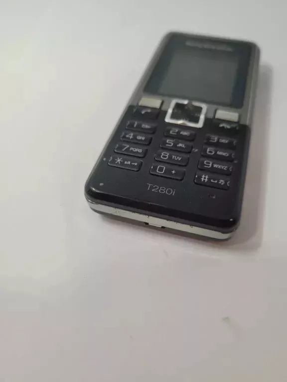 TELEFON SONY ERICSON