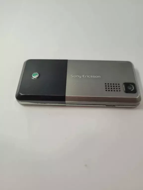 TELEFON SONY ERICSON