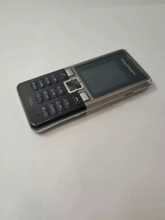 TELEFON SONY ERICSON