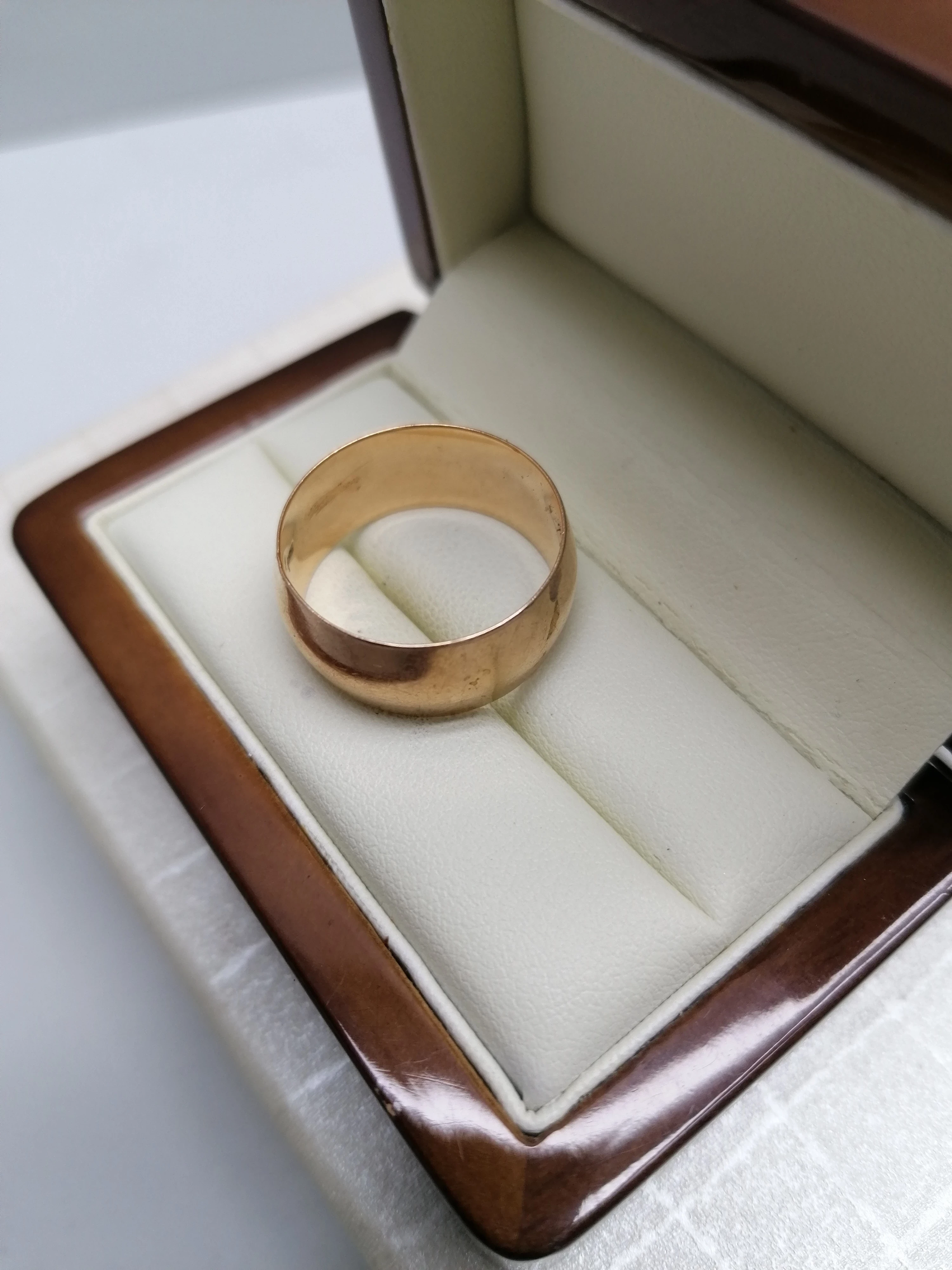 zlota-obraczka-705-gr-rozmiarsrednica-wew-mm-232000