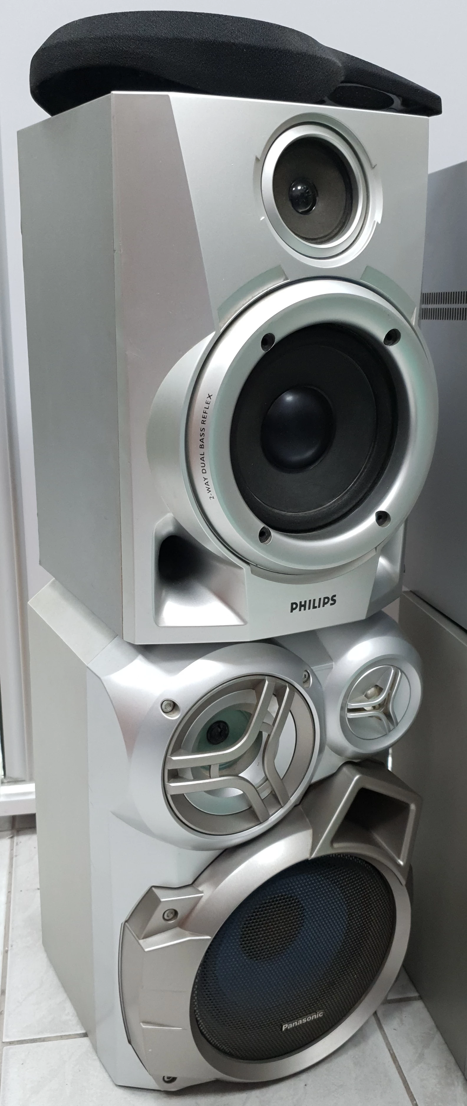 wieza-panasonic-sa-ak520-2-extra-glosniki-philip-marka-panasonic