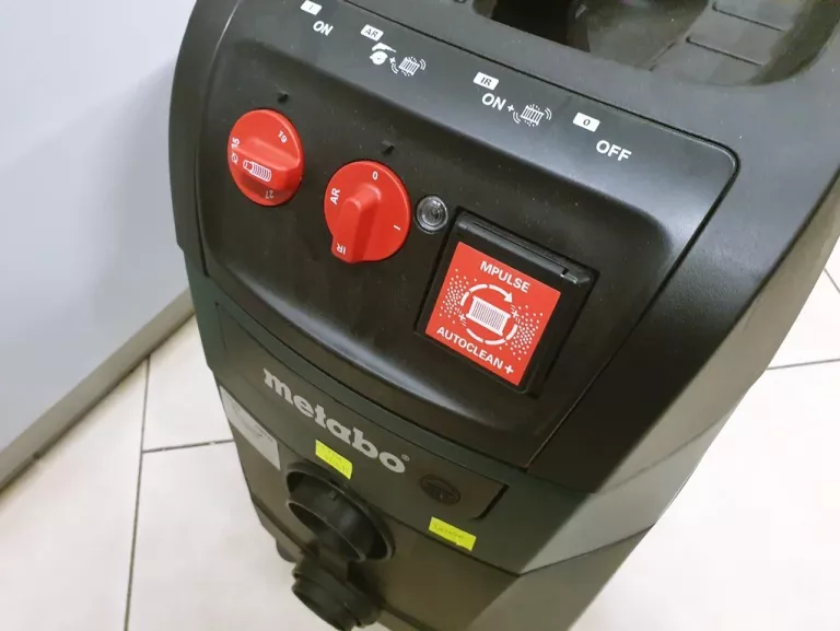 ODKURZACZ PRZEMYSŁOWY METABO ASR 35H ACP KOMPLET