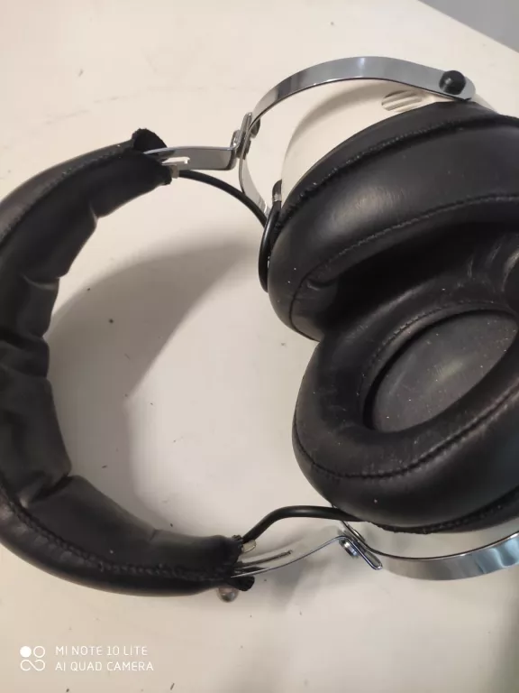 SŁUCHAWKI STUDYJNE VINTAGE LENCO K106