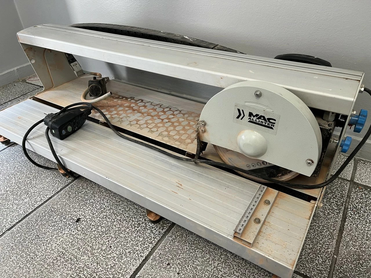 przecinarka-do-glazury-macallister-800w-620mm-seria-800-w-620-mm