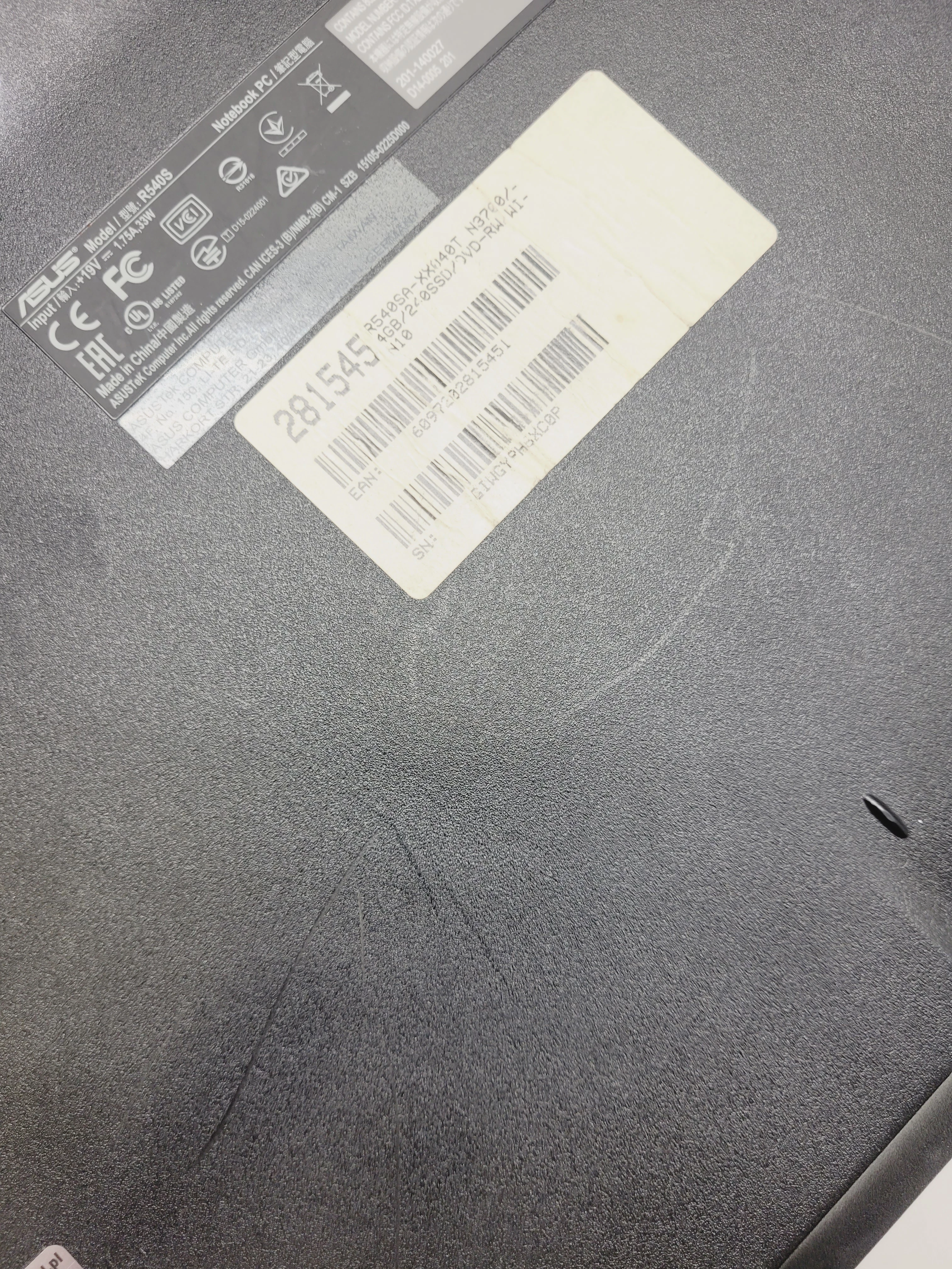 laptop-asus-r540s-opis-stan-uzywany